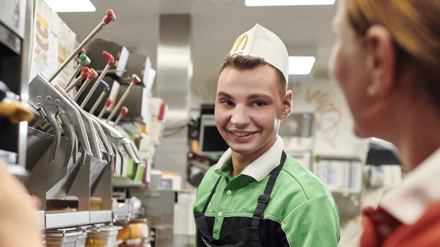 Kaufsignal bei McDonald’s? Diese Aktie hängt den Dino ab
