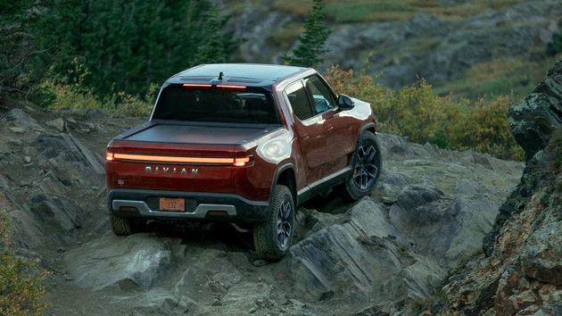 Krasser als Tesla: Kahlschlag bei Rivian?