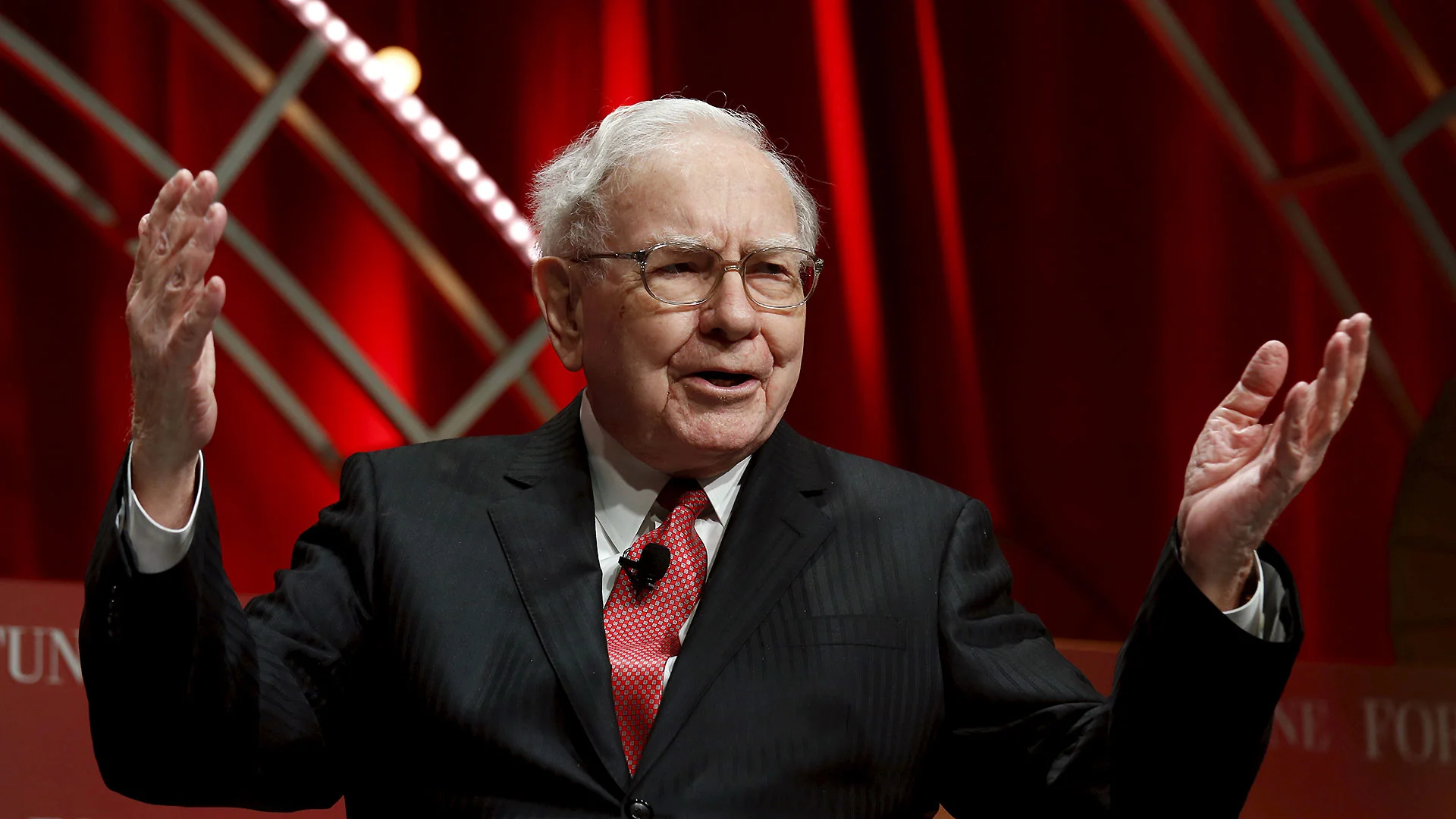 Enthüllt: Diese drei Anlage&#8209;Tricks machten Warren Buffett reich (Foto: Kevin Lamarque/Reuters)