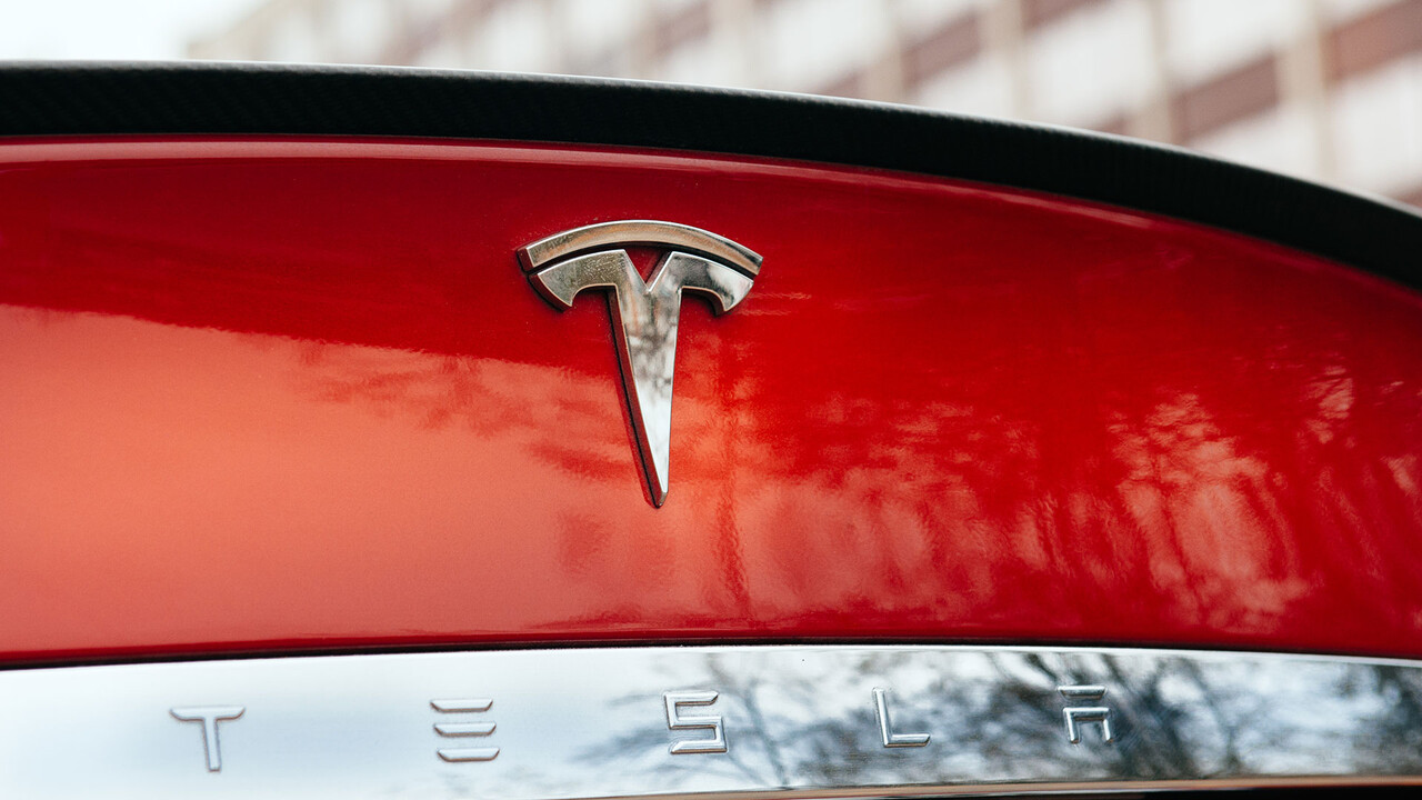 Tesla: Aktie zieht vorbörslich an  – das ist der Grund