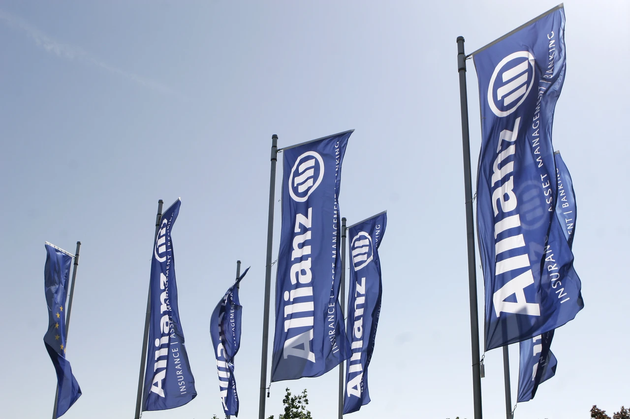 Allianz erhöht Griechenland-Position - Gefahr für die Aktie?