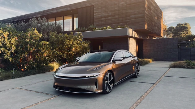 Uber und Lucid wollen den Robotaximarkt aufmischen – neuer Konkurrent für Tesla und Waymo?