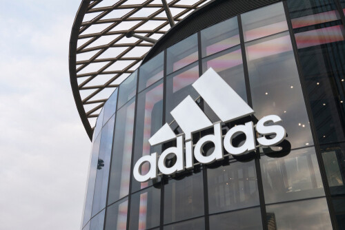 Adidas nicht zu stoppen - wird’s langsam zu heiß?