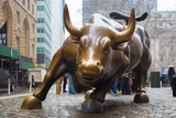 DAX: Über 1.000 Prozent Plus: Diese Aktien halten beim Bitcoin‑Boom mit
