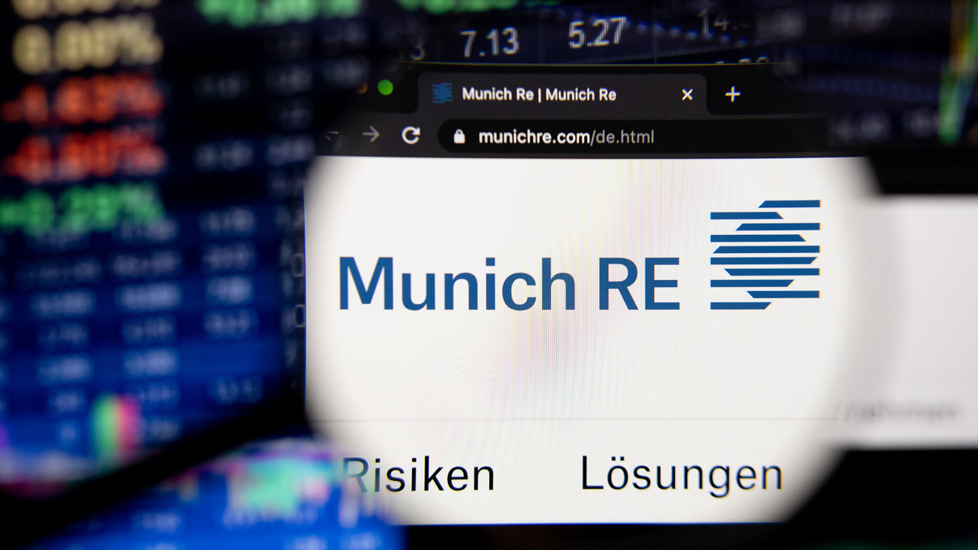 Gewinnüberraschung bei Munich RE (Foto: Shutterstock)