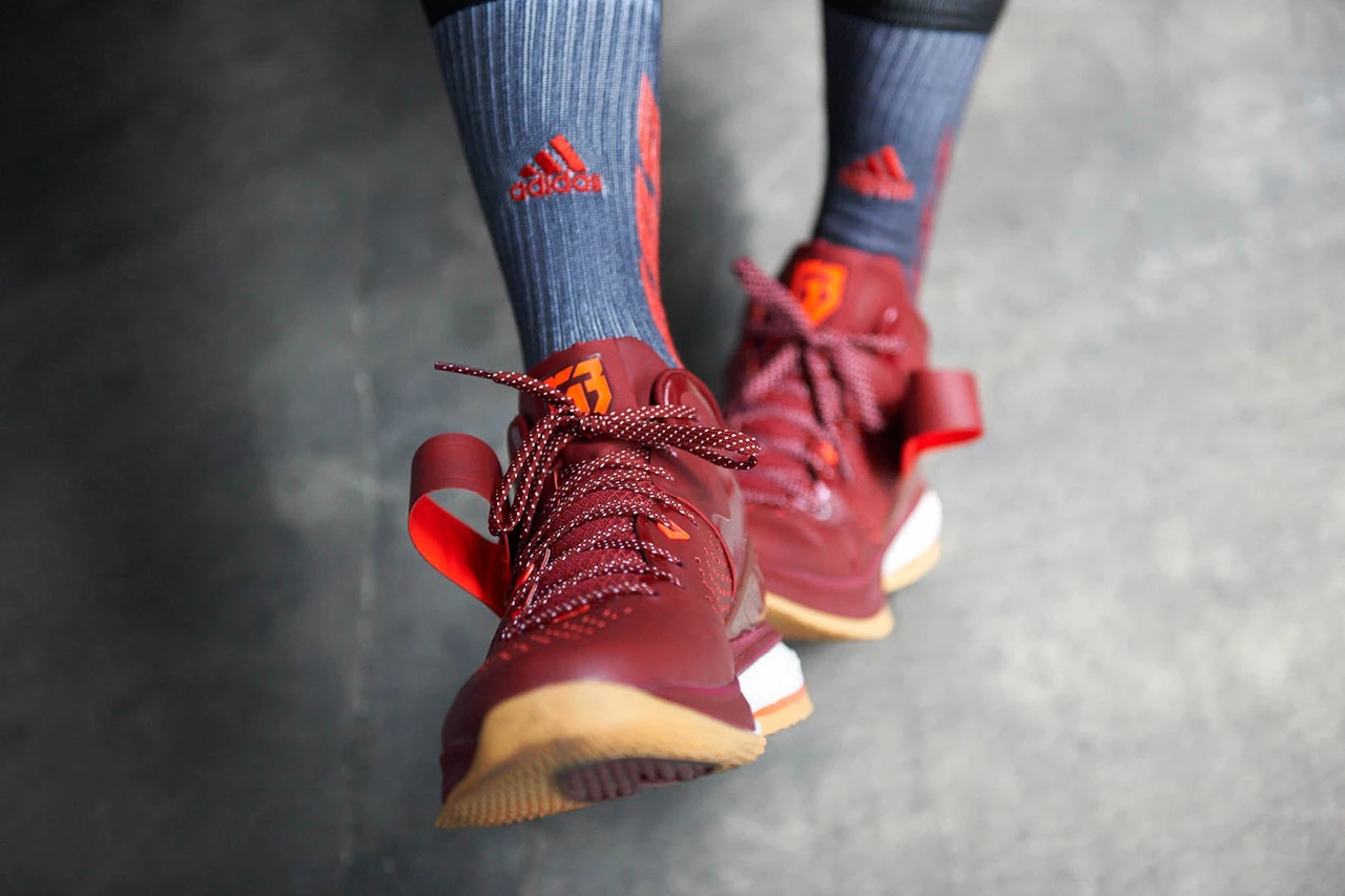Adidas vor Investorenveranstaltung: Mit neuer Strategie auf zu alten Hochs?