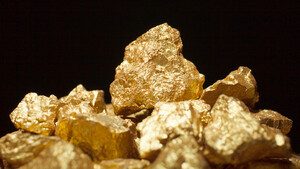 Gold: Allzeithoch zum Greifen nah  / Foto: Roman Bodnarchuk/Shutterstock