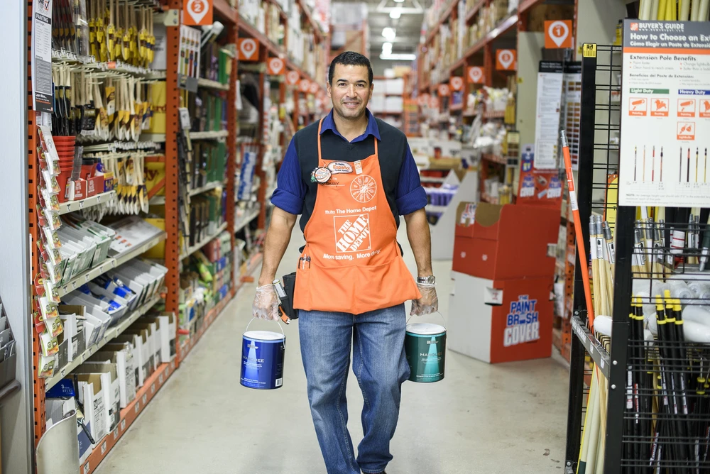 Platz 1: Home Depot +54,7%; Durch die Reisebeschränkungen hält der Trend zum Heimwerken an. Bei Home Depot läuft es deshalb wie geschmiert.