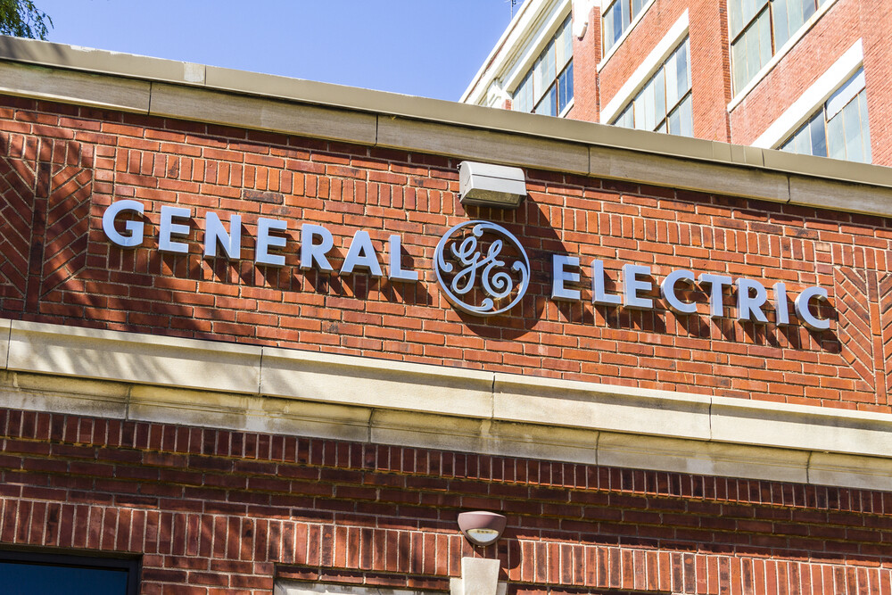 General Electric: Aktie tiefrot – halbiert sich der Kurs jetzt erneut?