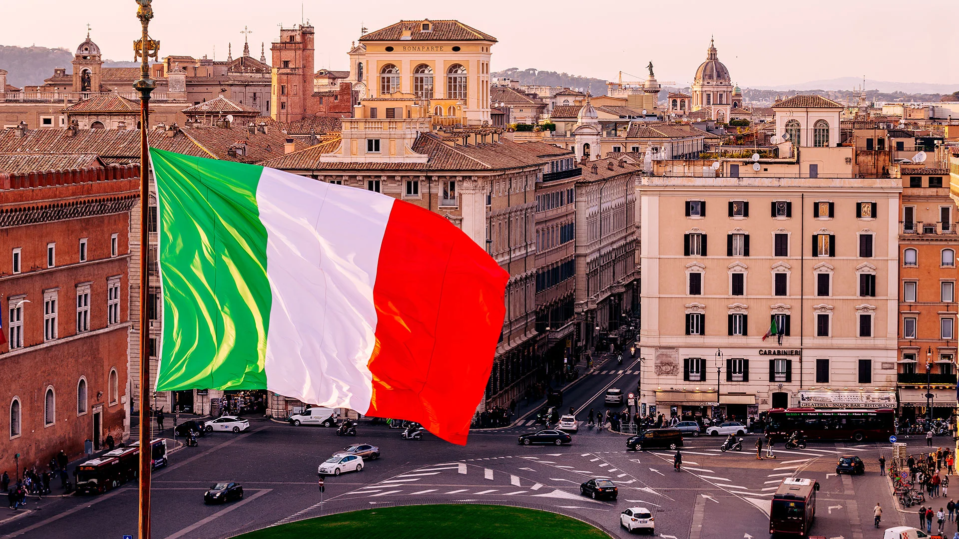 Schnäppchenjäger aufgepasst: Italiens Luxuswerte vor dem Comeback (Foto: Alexander Spatari/Getty Images)