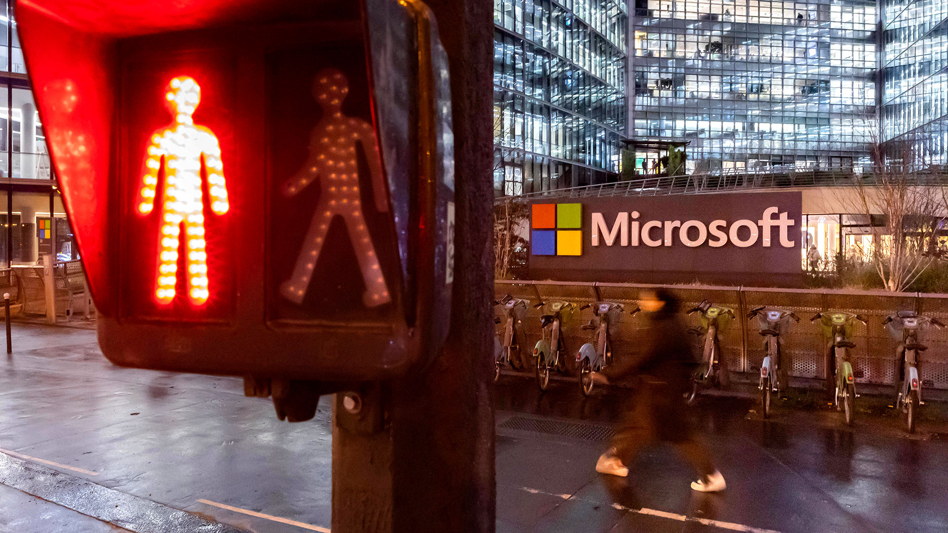 Microsoft&#8209;Aktie rauscht nachbörslich in die Tiefe – Das ist der Grund (Foto: IP3press/IMAGO)