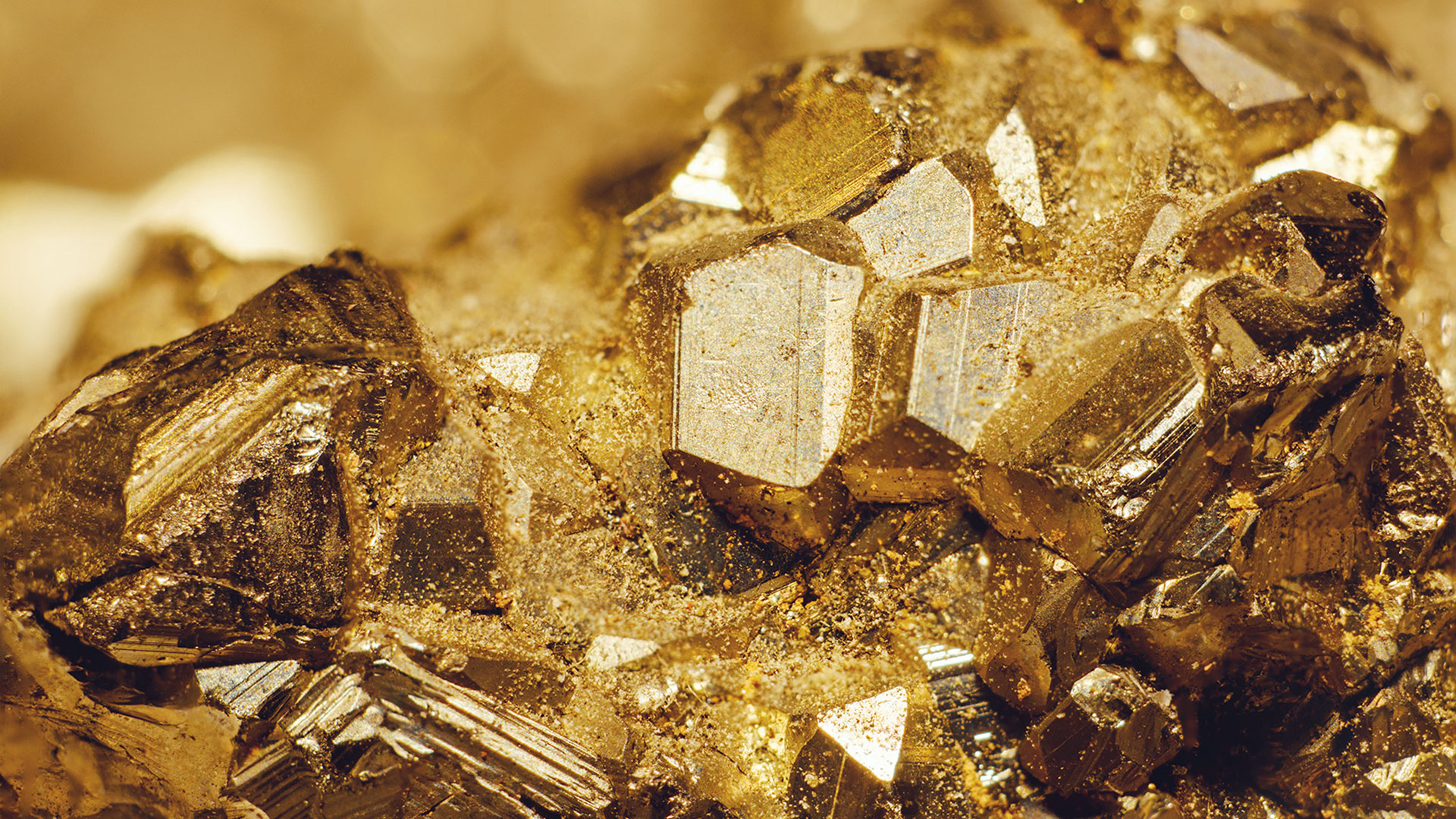 Experte sieht schon bald Rekord: DANN steigt Gold auf 3000 US&#8209;Dollar (Foto: Radu Bighian/iStockphoto)