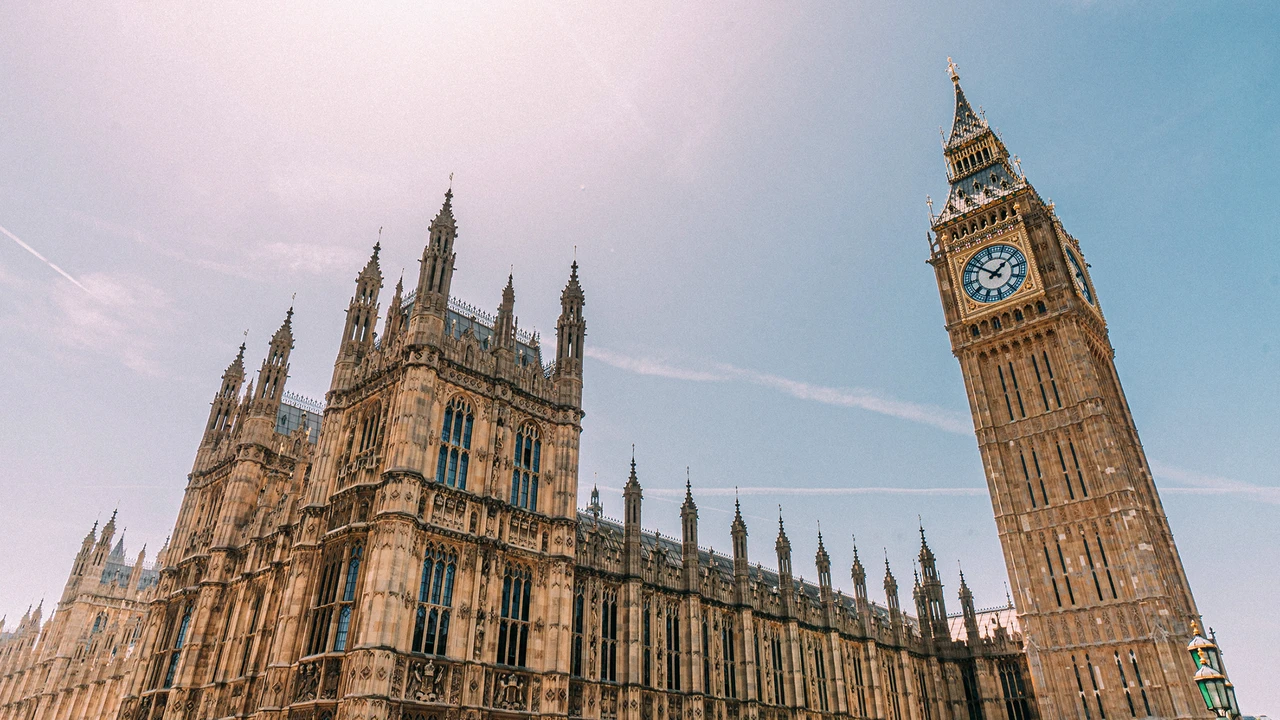 Truss tritt zurück, DAX auf der Stelle