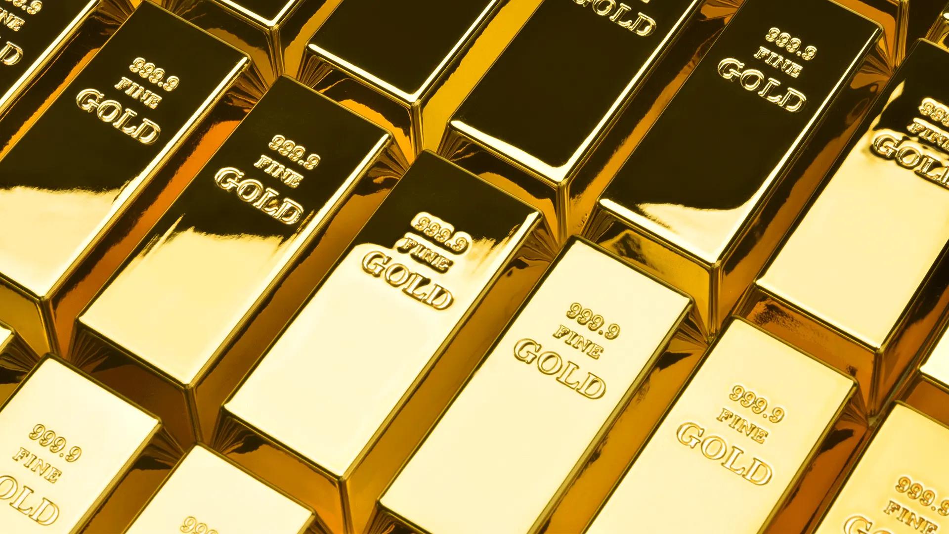Gold: Jetzt wird's spannend – zwei Szenarien für den Goldpreis möglich (Foto: Pixfiction/Shutterstock)