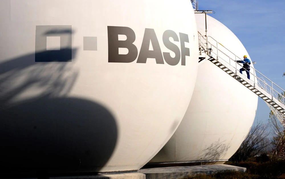 BASF: Kursziel gesenkt – Aktie auf Talfahrt