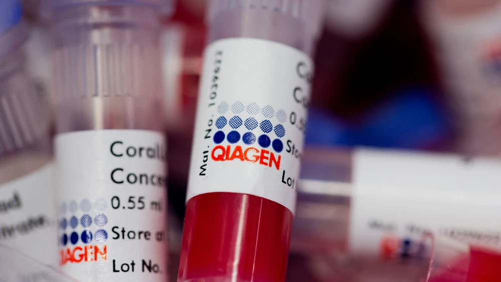 Platz 5: Qiagen -16,4%; Der Diagnostikspezialist und Labordienstleister litt unter der schwächelnden Nachfrage und geringeren Margen, was die gesamte Branche betroffen hat. Zudem gab es keine Neuigkeiten rund um die immer wieder schwelenden Übernahmegerüchte.