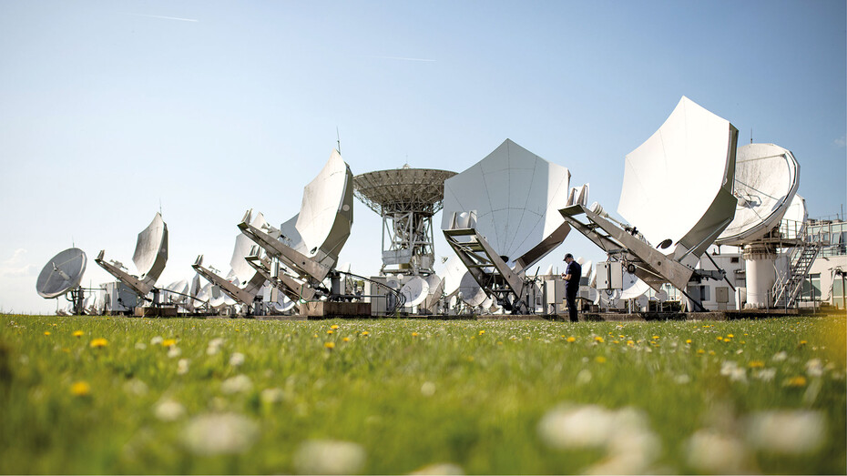  Investor steigt komplett aus - Rüstungsaktie bricht ein  (Foto: Eutelsat)