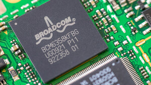 Sauberer Ausbruch: Heiße Tradingchance bei KI‑Star Broadcom  / Foto: Remus Rigo/Shutterstock