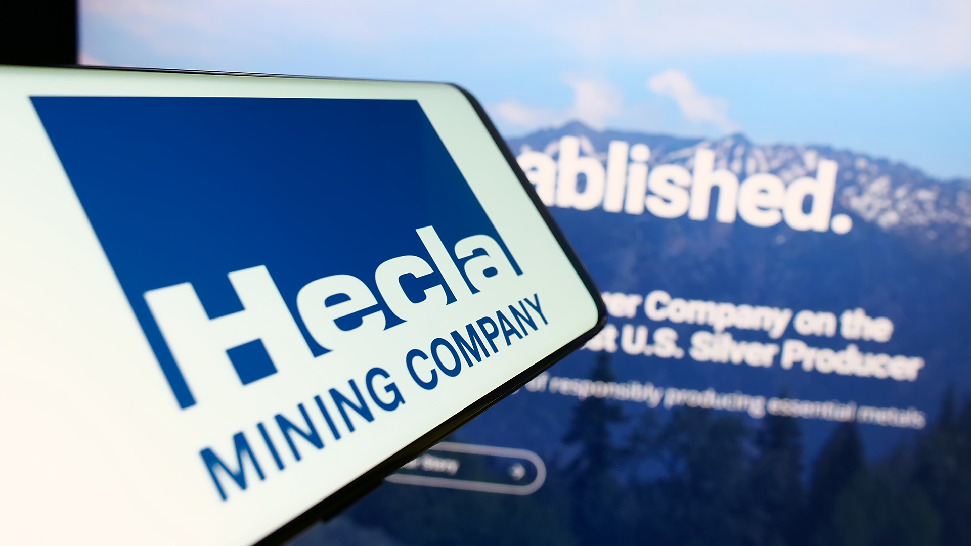 Silberaktien kaufen: Hecla Mining & Co nach Rücksetzer wieder interessant (Foto: T. Schneider/Shutterstock)