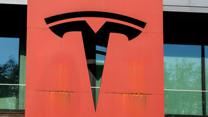 Tesla: Gelingt jetzt der Ausbruch aus dem Abwärtstrend?  / Foto: Sipa USA/SOPA Images/picture alliance/dpa