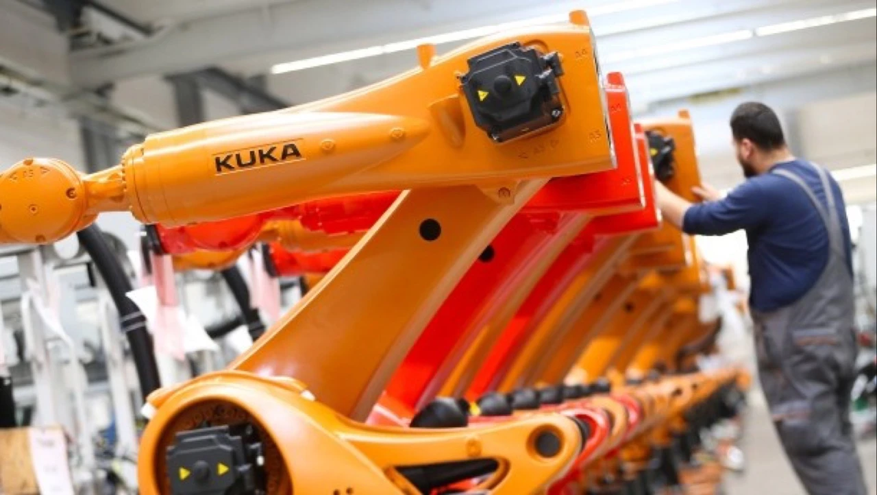 KUKA bald kommen doppelt so viele Kuka-Roboter aus China: mehr Umsatz bei geringeren Kosten = mehr Gewinn