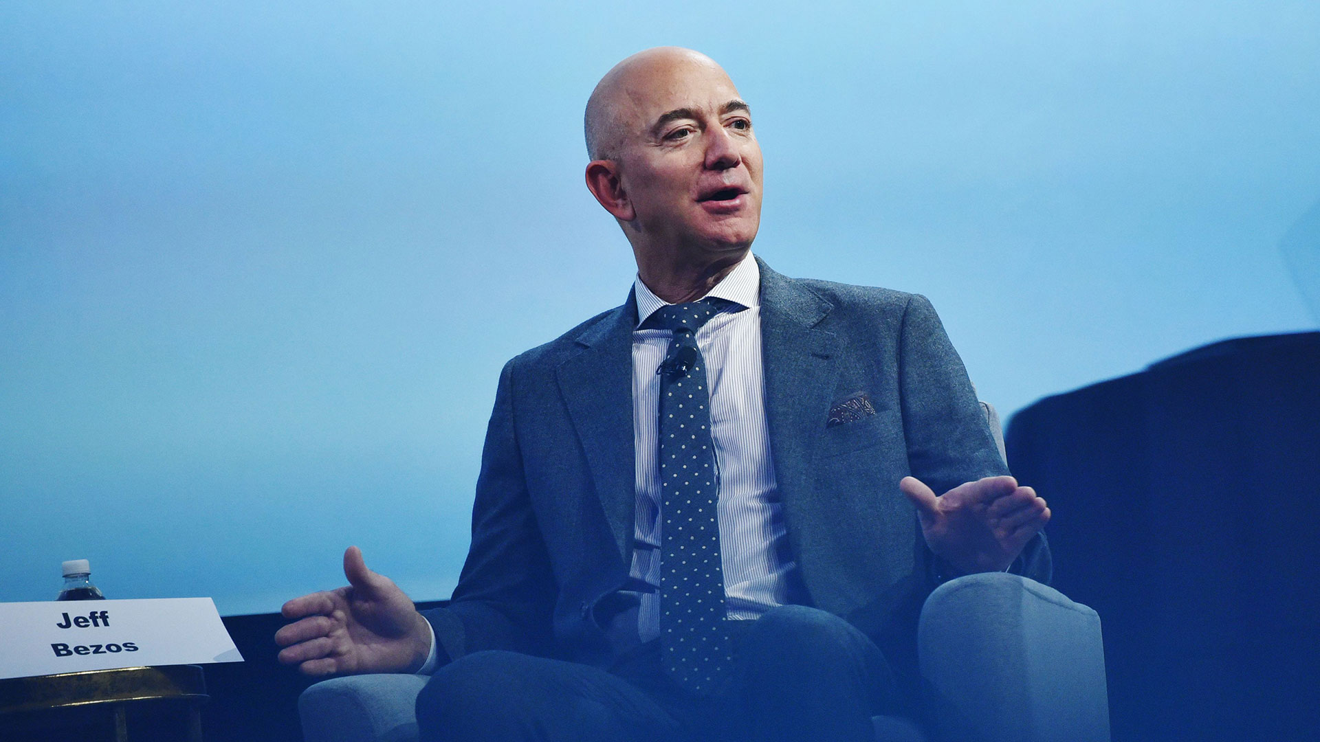 Jeff Bezos warnt vor großen Anschaffungen und rät Verbrauchern zu diesen drei Assets (Foto: Getty Images)