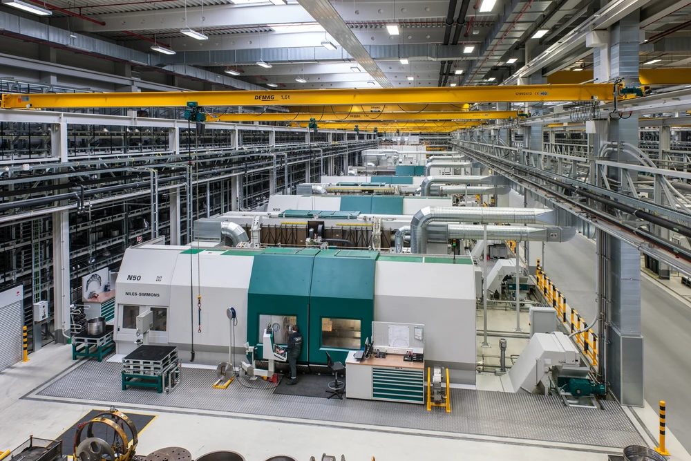 Platz 5: GEA Group +64,9%; Der Maschinen- und Anlagenbauer erfreut sich über einen regelrechten Auftragsboom und trotzt auch der Materialknappheit. Von der langen Talfahrt an der Börse ist nichts mehr zu spüren, das Rekordhoch ist in Reichweite.