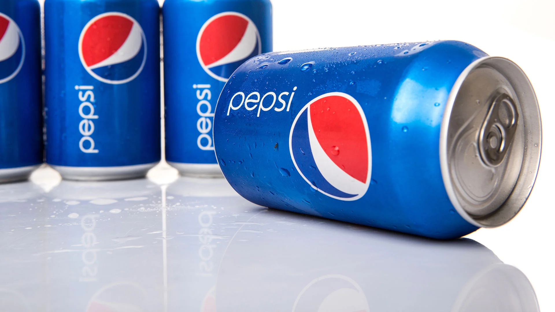Jetzt kaufen oder verkaufen? PepsiCo&#8209;Aktie sinkt trotz höherer Dividende und Aktienrückkauf (Foto: Shutterstock)