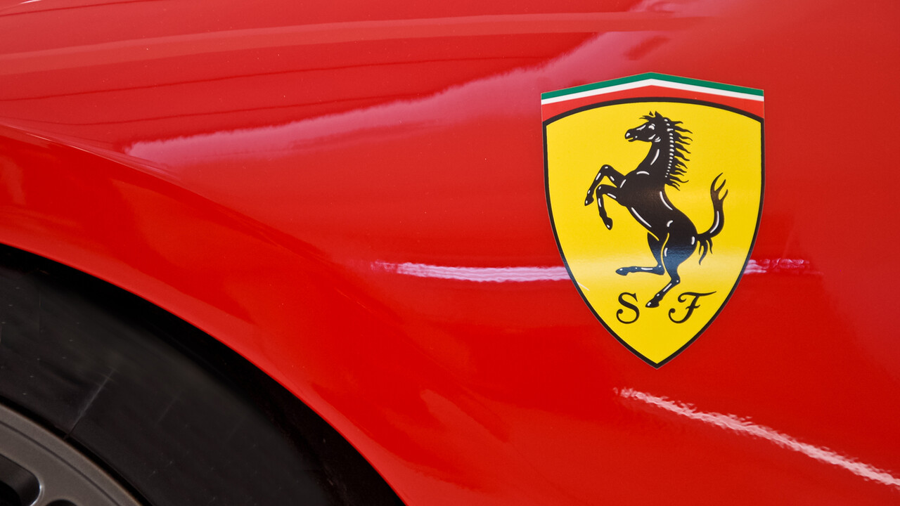 Ferrari glänzt mit Zahlen – Aktie springt auf Rekordhoch