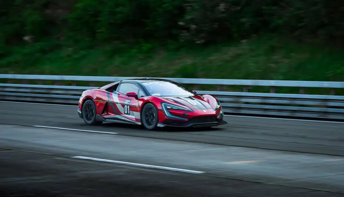 BYD: 3.059 PS und 472 km/h – Weltrekord pulverisiert