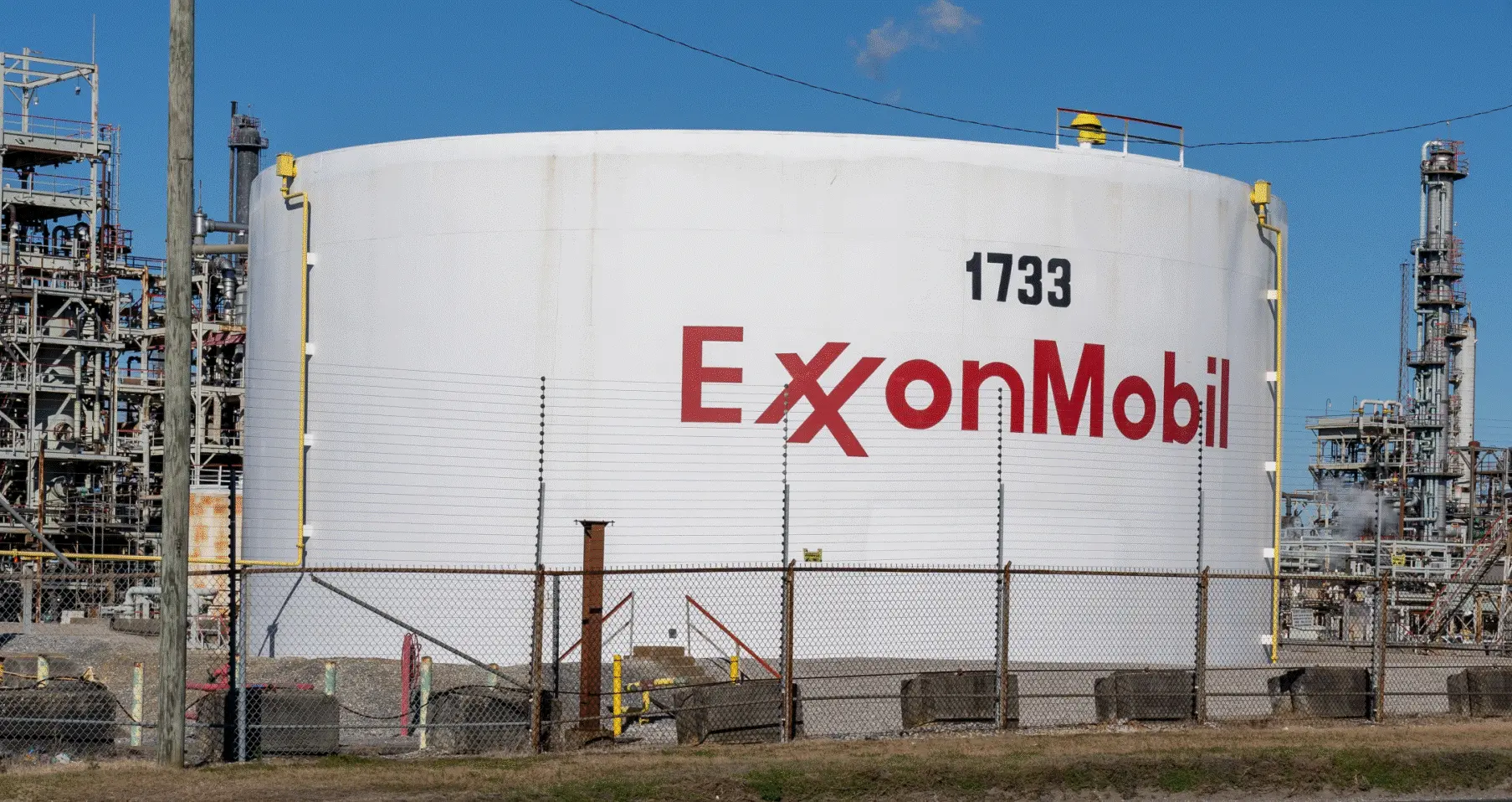ExxonMobil verdient 6,7 Millionen Dollar pro Stunde, aber... (Foto: Shutterstock)