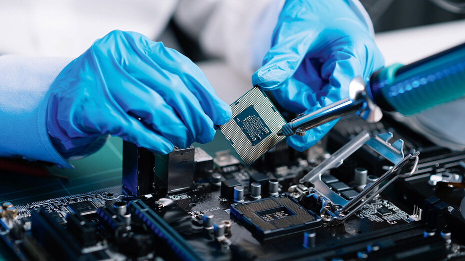  Kursrally bei Süss Microtec (Foto: Nuttapong punna/Shutterstock)