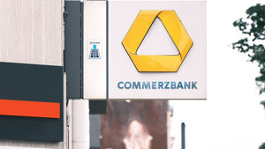 Commerzbank‑Aktie verliert über 5 Prozent – Schuld hat die Tochter  / Foto: Michael Gstettenbauer/IMAGO