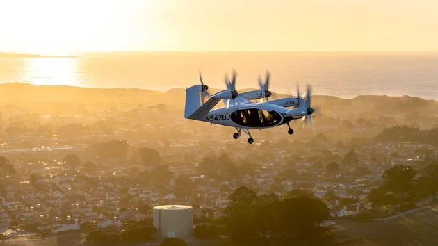 Trump hebt völlig ab: Flugauto‑Citys