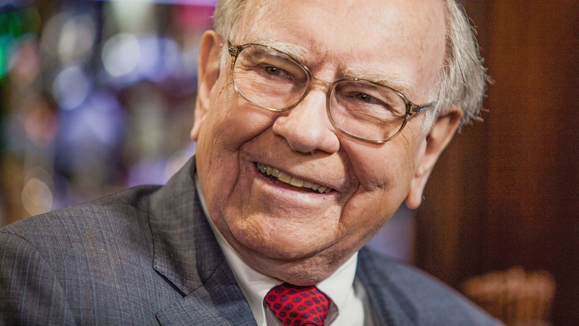 3 Aktien von Warren Buffett, die Analysten lieben (Foto: Bloomberg/GettyImages)