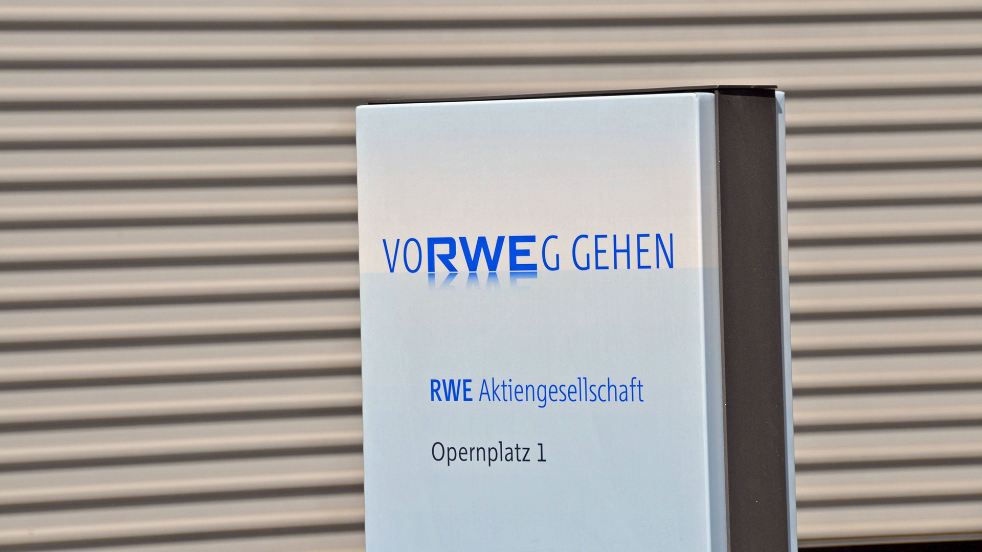 RWE&#8209;Aktie mit Übernahme&#8209;Gerücht im Aufwind: RWE bald spanisch? (Foto: Shutterstock)