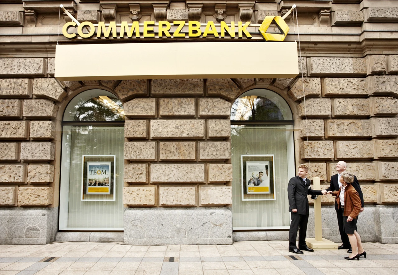 Commerzbank und Deutsche Bank: Griechenland-Schock - Aktien brechen ein
