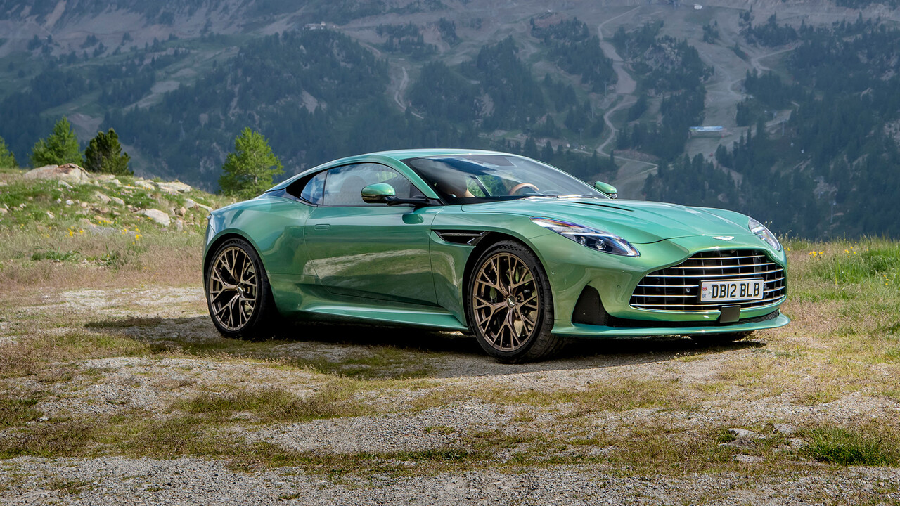 Aston Martin im Sturzflug