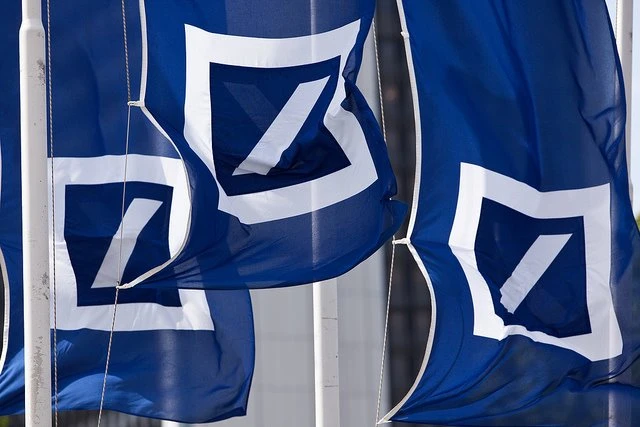Commerzbank und Deutsche Bank: Aktien geben Gas
