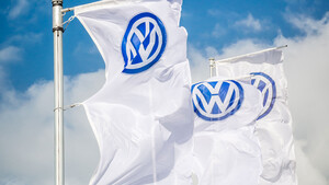 Volkswagen: Schwierige Zeiten – der Auto‑Gigant muss sich im Elektroauto‑Zeitalter hintenanstellen!  / Foto: Symbiont/iStockphoto
