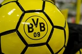 Borussia Dortmund: Borussia Dortmund, Manchester United oder Galatasaray Istanbul – welche Aktie ist die bessere Wahl?