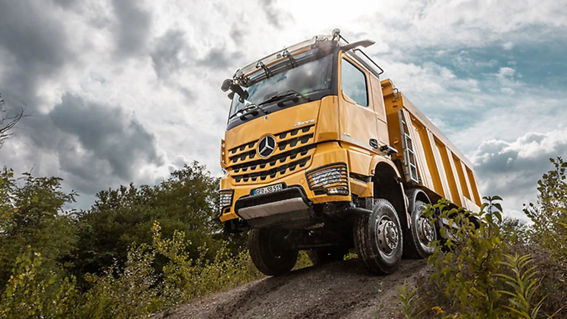Daimler Truck plant nach Absatzeinbruch in Q2 den Kauf eigener Aktien (Foto: Daimler)