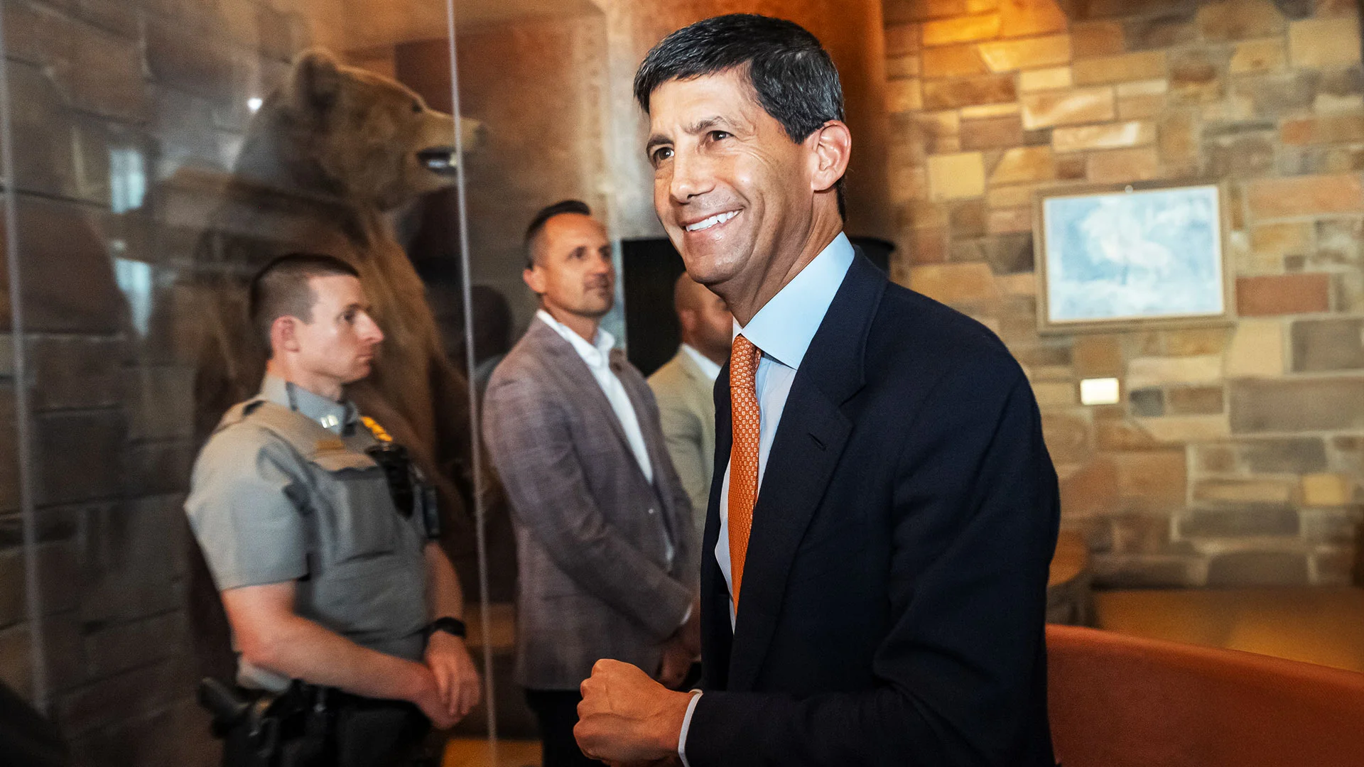 Fed‑Chef Kevin Warsh: "Müssen handeln, wenn Inflation nicht mit Tempo auf 2 % zurückgeht"  (Foto: David Paul Morris/Bloomberg via Getty Images)