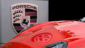 Auto1 crasht erneut, Porsche AG top  / Foto: RiverNorthPhotography / iStock