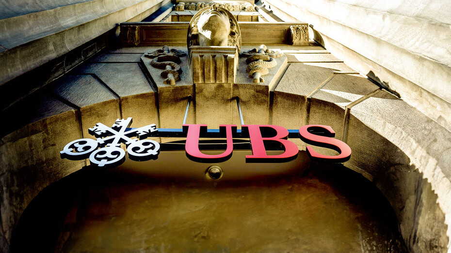  UBS-Aktie verliert (Foto: Bloomberg/Kontributor/GettyImages)