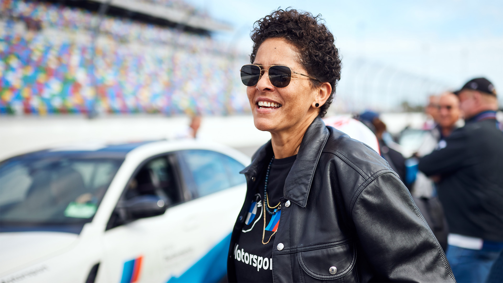 Fast Art &#8209; Julie Mehretu gestaltet das nächste BMW Art Car (Foto: Foto: Julian Kroehl / BMW)