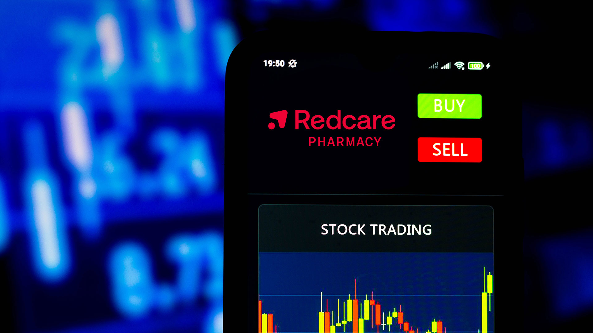 Hat Anzeige gegen Christian Ulmen Auswirkungen auf Redcare? MDAX‑Konzern stoppt Werbekampagne (Foto: rafapress/Shutterstock)