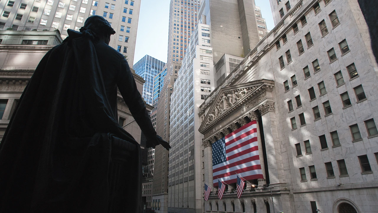 Wall Street unter Druck: Klare Verluste bei Dow Jones und Co – Öl haussiert