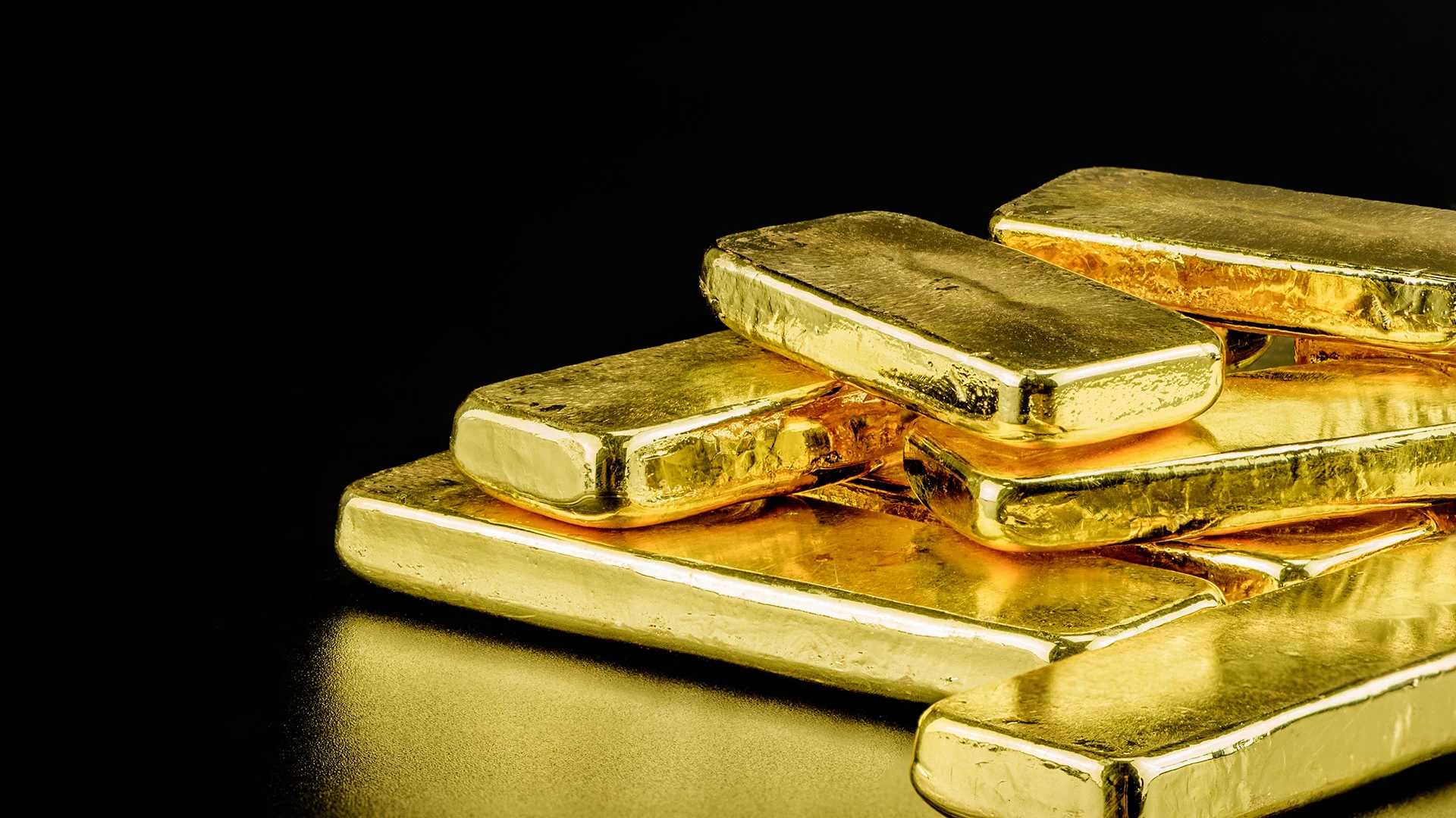 Gold oder Silber? Um dieses Edelmetall müssen sich Anleger laut Experten jetzt Sorgen machen (Foto: Shutterstock)