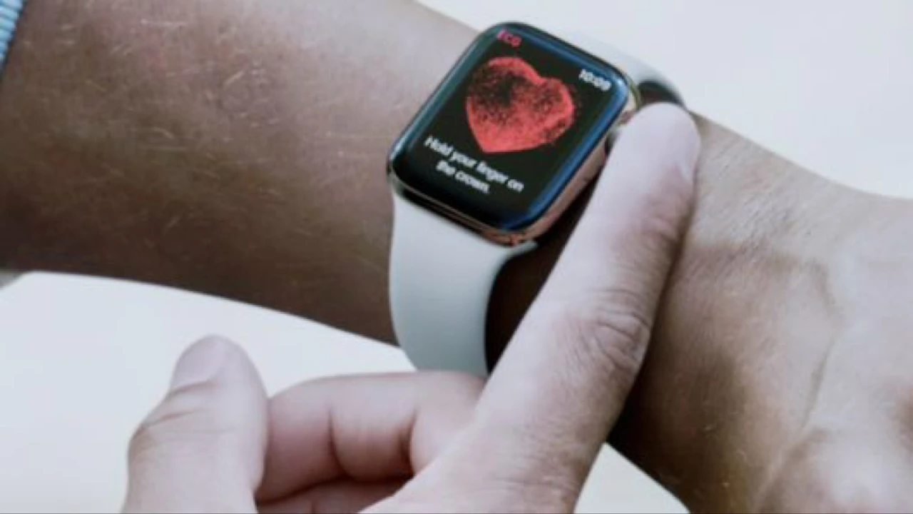 Apple Watch für Senioren: Kult-Konzern positioniert sich offenbar für Megatrend E-Health. Auch Übernahmen durchaus möglich. Heiße Favoriten: BioTelemetry und DexCom.